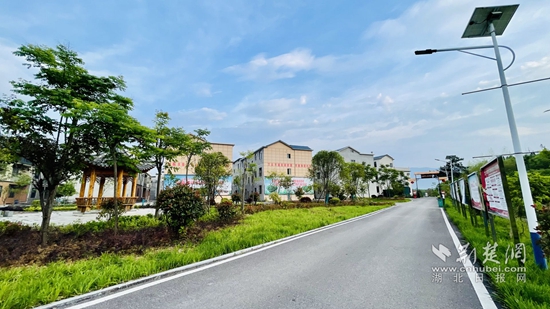 王英鎮(zhèn)新屋村.jpg