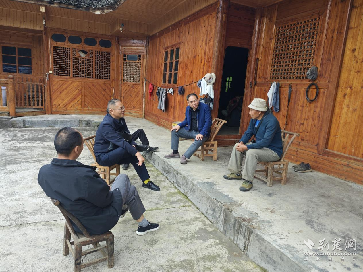 2025年5月6日下坪鄉(xiāng)回訪矛盾糾紛化解情況.png.png