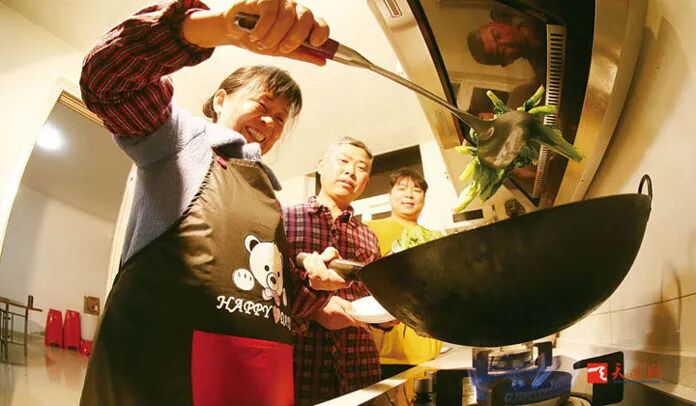 農(nóng)村居民用上天然氣。.jpg