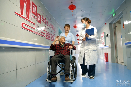 通城縣養(yǎng)老.jpg